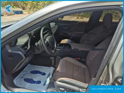 LEXUS ES LUXURY PLUS