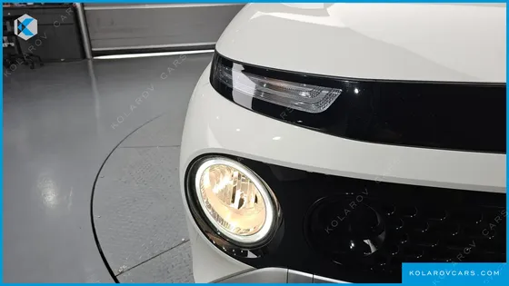 HYUNDAI CASPER THE ESSENTIAL