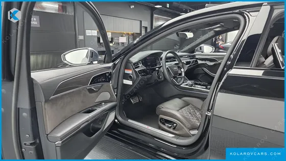 AUDI S8 4.0 TFSI QUATTRO LWB