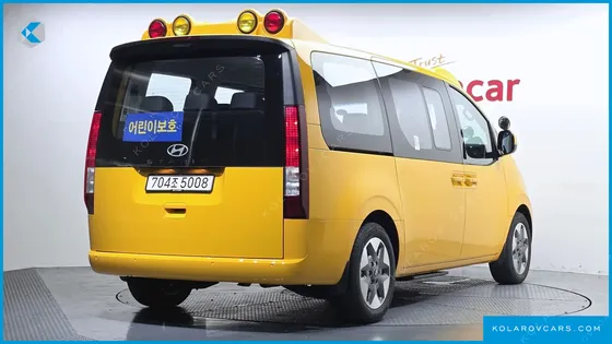 HYUNDAI STARIA HEV 1.6T KINDER SAFETY CAR