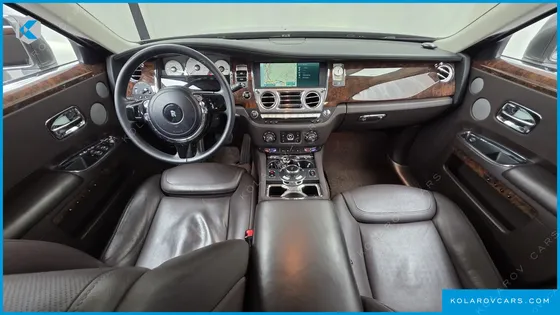 ROLLS ROYCE GHOST 6.6 V12
