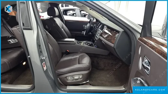 ROLLS ROYCE GHOST 6.6 V12