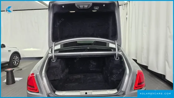 ROLLS ROYCE GHOST 6.6 V12