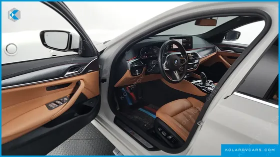 BMW 5 SERIES 520I M SPORT