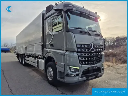 MERCEDES CARGO TRUCK 8X4