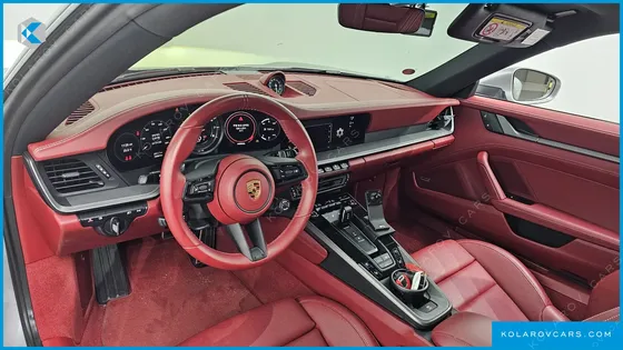 PORSCHE 911 CARRERA 4