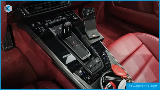 PORSCHE 911 CARRERA 4