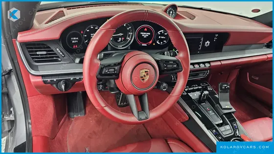 PORSCHE 911 CARRERA 4