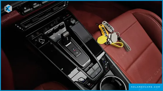 PORSCHE 911 CARRERA 4 GTS CABRIOLET