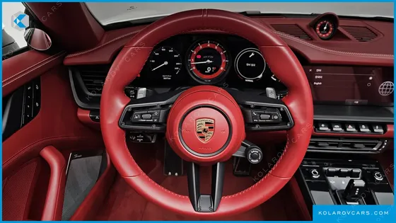 PORSCHE 911 CARRERA 4 GTS CABRIOLET