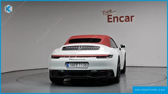 PORSCHE 911 CARRERA 4 GTS CABRIOLET
