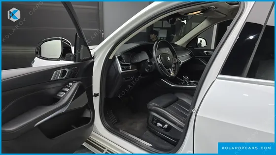 BMW X7 XDRIVE 40I DESIGN PURE EXCELLENCE 7-SEATER