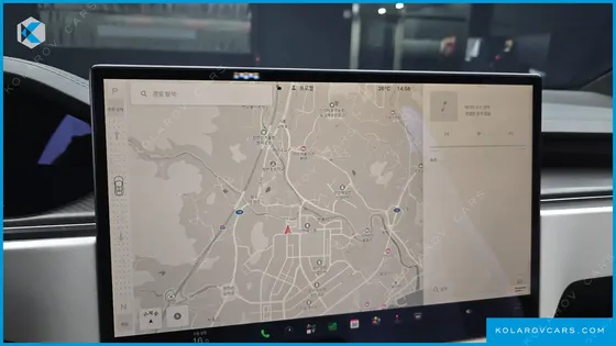 TESLA MODEL X PLAID