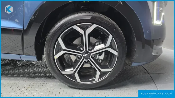 KIA NIRO SIGNATURE