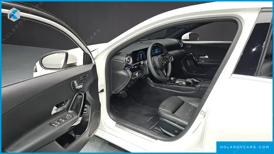 MERCEDES A-CLASS A220 SEDAN