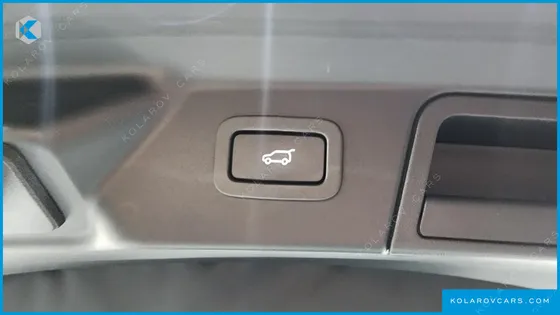LAND ROVER RANGE ROVER VELAR 3.0 P380 R-DYNAMIC SE