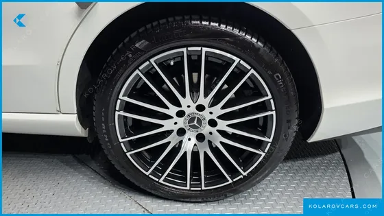 MERCEDES C-CLASS C200 4MATIC AVANTGARDE