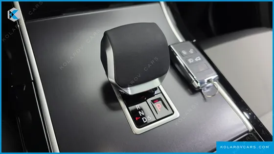 LAND ROVER RANGE ROVER VELAR 2.0 P250 DYNAMIC SE