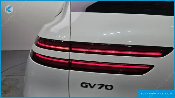 GENESIS GV70 2.5T GASOLINE AWD