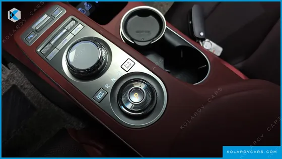 GENESIS GV70 2.5T GASOLINE 2WD