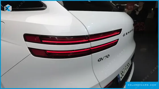 GENESIS GV70 2.5T GASOLINE 2WD
