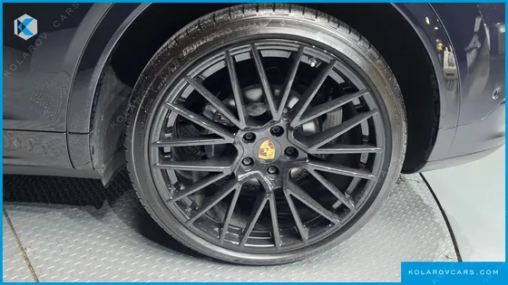 PORSCHE CAYENNE 3.0 COUPE