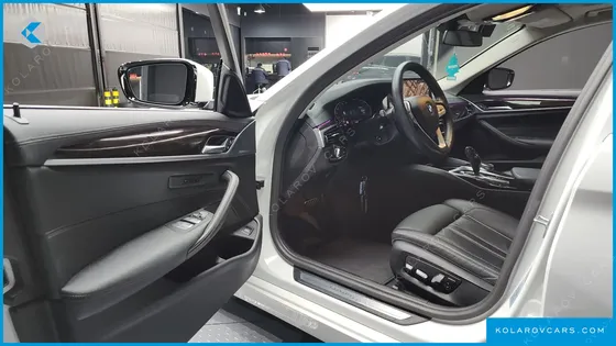 BMW 5 SERIES 520I LUXURY