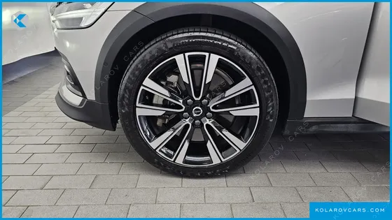 VOLVO V60 B5 ULTIMATE AWD