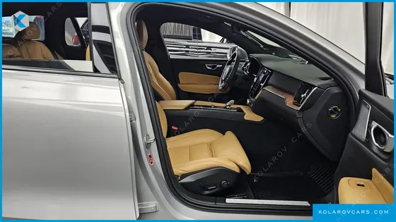 VOLVO V60 B5 ULTIMATE AWD