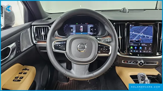 VOLVO V60 B5 ULTIMATE AWD