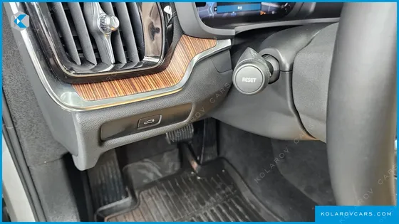 VOLVO V60 B5 ULTIMATE AWD