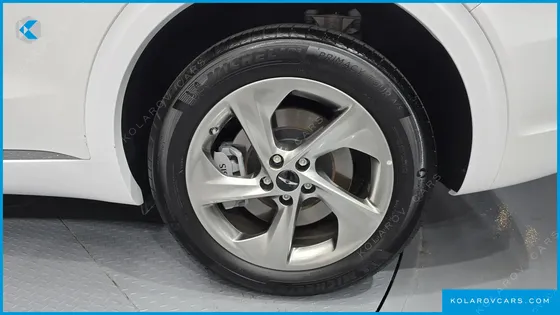 GENESIS GV70 2.5T GASOLINE 2WD
