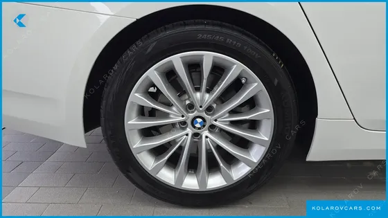 BMW 5 SERIES 520I LUXURY