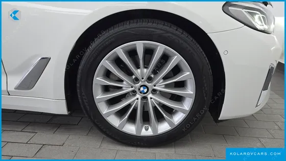 BMW 5 SERIES 520I LUXURY