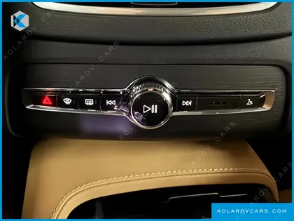 VOLVO XC90 B6 ULTIMATE BRIGHT