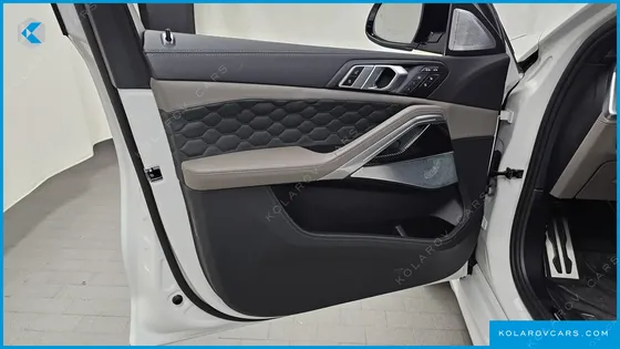 BMW X6M 4.4 COMPETITION