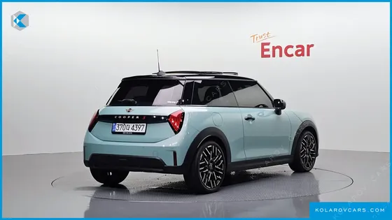 MINI COOPER FAVOURED