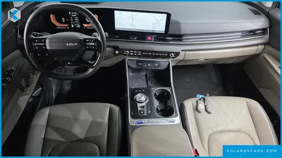 KIA CARNIVAL 9-SEATER PRESTIGE