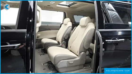 KIA CARNIVAL HEV 9SEATER SIGNATURE