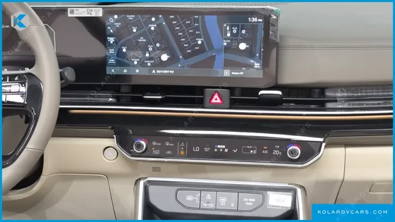 KIA CARNIVAL HEV 9SEATER SIGNATURE