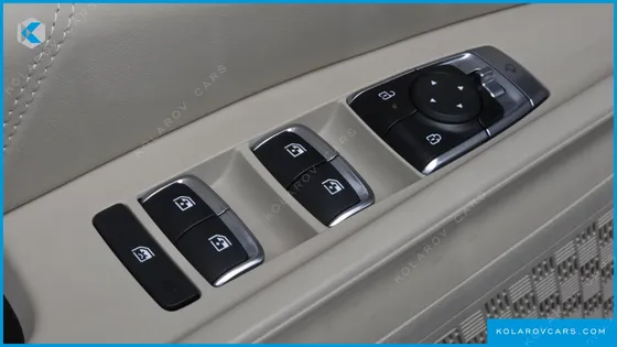 KIA CARNIVAL HEV 9SEATER SIGNATURE
