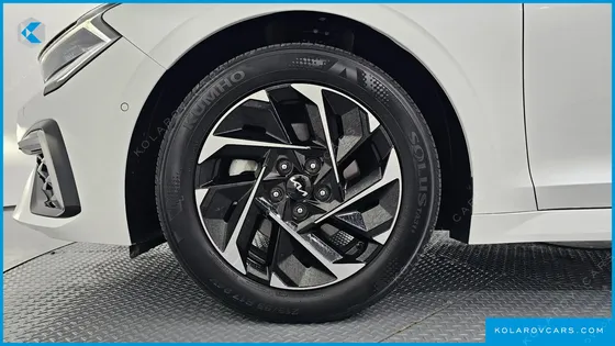 KIA K5 NOBLESSE