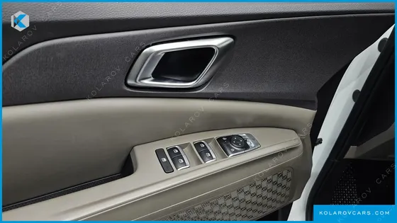 KIA CARNIVAL 7-SEATER NOBLESSE