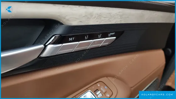 GENESIS G90 3.3 T AWD