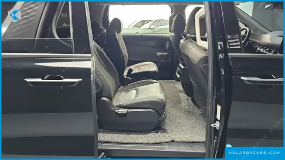 KIA CARNIVAL 9-SEATER GRAVITY