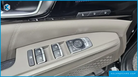 KIA CARNIVAL 9-SEATER GRAVITY
