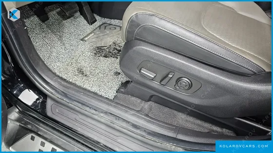 KIA CARNIVAL 9-SEATER GRAVITY