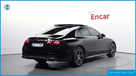 MERCEDES E-CLASS E300 4MATIC AMG LINE