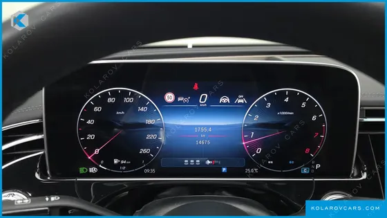 MERCEDES E-CLASS E300 4MATIC AMG LINE