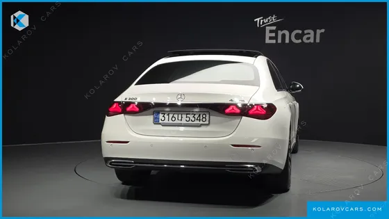 MERCEDES E-CLASS E300 4MATIC EXCLUSIVE